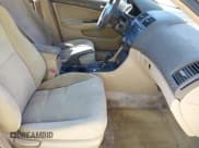 ✅ 2003 Honda Accord LX • VIN: 1HGCM66343A103346 • Lot: 41939613. Listed on IAAI with 231,328 mi. Free auction sales archive from the USA and detailed vehicle history report at DreamBid. Image 5.