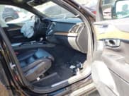 ✅ 2016 Volvo XC90 T6 Inscription • VIN: YV4A22PL1G1081831 • Lot: 41808463. Listed on IAAI with 92,718 mi. Free auction sales archive from the USA and detailed vehicle history report at DreamBid. Image 5.