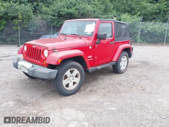 ✅ 2010 Jeep Wrangler Sahara • VIN: 1J4GA5D16AL178551 • Лот: 42473281. Опубликован ранее на IAAI с пробегом 110 170 миль. Бесплатный доступ к архиву аукционных продаж из США и подробный отчёт об истории автомобиля на DreamBid. Изображение 2.