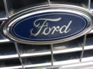 ✅ 2003 Ford Explorer • VIN: 1FMDU65K43ZB00746 • Лот: 41808761. Опубликован ранее на IAAI с пробегом 219 898 миль. Бесплатный доступ к архиву аукционных продаж из США и подробный отчёт об истории автомобиля на DreamBid. Изображение 12.