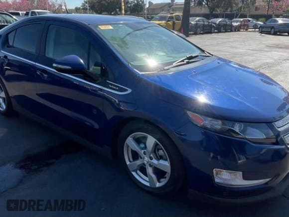✅ 2013 Chevrolet Volt • VIN: 1G1RE6E48DU148766 • Lot: 88367435. Wystawiony na Copart z przebiegiem 205 322 mil. Bezpłatny archiwum sprzedaży aukcyjnych z USA i szczegółowy raport historii pojazdu na DreamBid. Zdjęcie 1.