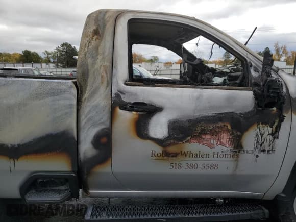 ✅ 2020 Chevrolet Silverado 2500HD Work Truck • VIN: 1GC3YLE75LF248551 • Lot: 87453985. Wystawiony na Copart z przebiegiem Nie podano. Bezpłatny archiwum sprzedaży aukcyjnych z USA i szczegółowy raport historii pojazdu na DreamBid. Zdjęcie 10.