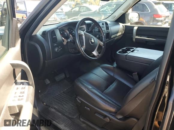 ✅ 2008 Chevrolet Silverado 1500 LTZ • VIN: 2GCEK19J681228909 • Lot: 69060824. Listed on Copart with 73,199 mi. Free auction sales archive from the USA and detailed vehicle history report at DreamBid. Image 8.