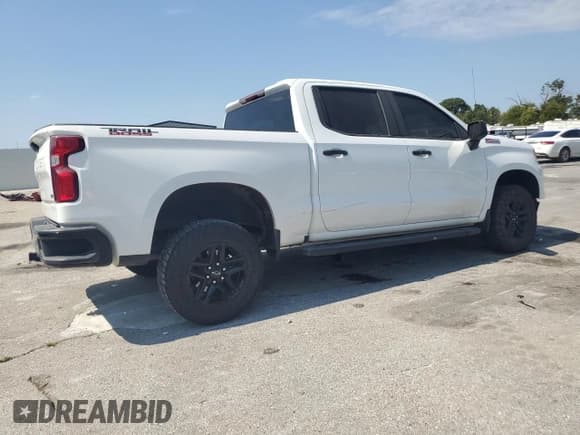 ✅ 2023 Chevrolet Silverado 1500 LT Trail Boss • VIN: 3GCUDFED0PG314130 • Lot: 80027005. Wystawiony na Copart z przebiegiem 50 234 mil. Bezpłatny archiwum sprzedaży aukcyjnych z USA i szczegółowy raport historii pojazdu na DreamBid. Zdjęcie 3.