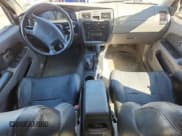 ✅ 2001 Toyota 4Runner SR5 • VIN: JT3HN86R519052525 • Lot: 80339055. Listed on Copart with Not provided. Free auction sales archive from the USA and detailed vehicle history report at DreamBid. Image 8.