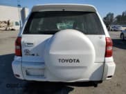 ✅ 2004 Toyota RAV4 • VIN: JTEGD20V740041446 • Лот: 91864265. Опубликован ранее на Copart с пробегом 240 358 миль. Бесплатный доступ к архиву аукционных продаж из США и подробный отчёт об истории автомобиля на DreamBid. Изображение 6.