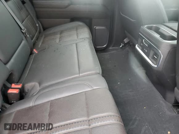 ✅ 2023 Chevrolet Silverado 1500 • VIN: 3GCUDJE86PG309763 • Лот: 87130245. Опубликован ранее на Copart с пробегом 31 088 миль. Бесплатный доступ к архиву аукционных продаж из США и подробный отчёт об истории автомобиля на DreamBid. Изображение 10.