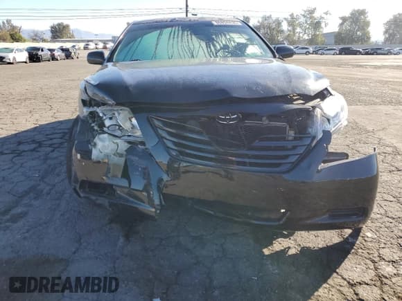 ✅ 2009 Toyota Camry LE • VIN: 4T1BE46K19U393731 • Лот: 86894435. Опубликован ранее на Copart с пробегом 179 424 миль. Бесплатный доступ к архиву аукционных продаж из США и подробный отчёт об истории автомобиля на DreamBid. Изображение 5.