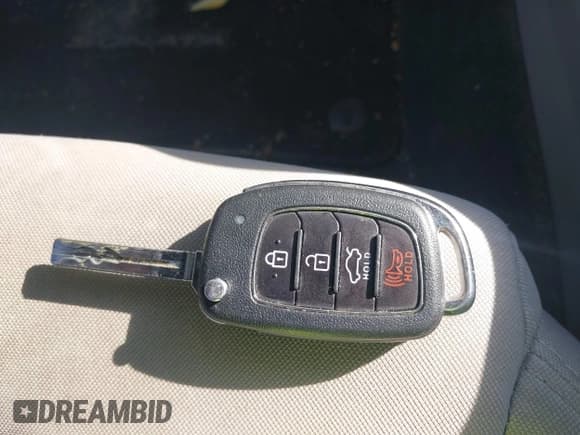 ✅ 2019 Hyundai Sonata SE • VIN: 5NPE24AF4KH788331 • Лот: 43473391. Опубликован ранее на IAAI с пробегом 110 630 миль. Бесплатный доступ к архиву аукционных продаж из США и подробный отчёт об истории автомобиля на DreamBid. Изображение 11.