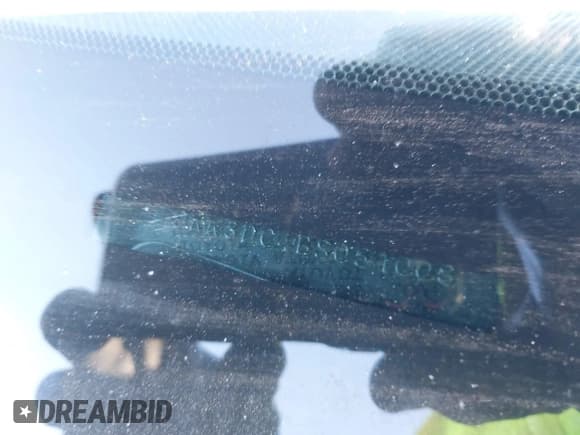 ✅ 2011 Toyota Sienna LE • VIN: 5TDKK3DC4BS051008 • Lot: 43840700. Listed on IAAI with 196,964 mi. Free auction sales archive from the USA and detailed vehicle history report at DreamBid. Image 17.