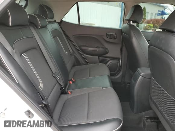 ✅ 2022 Hyundai Venue Limited • VIN: KMHRC8A3XNU184803 • Lot: 52753325. Listed on Copart with 76,137 mi. Free auction sales archive from the USA and detailed vehicle history report at DreamBid. Image 11.