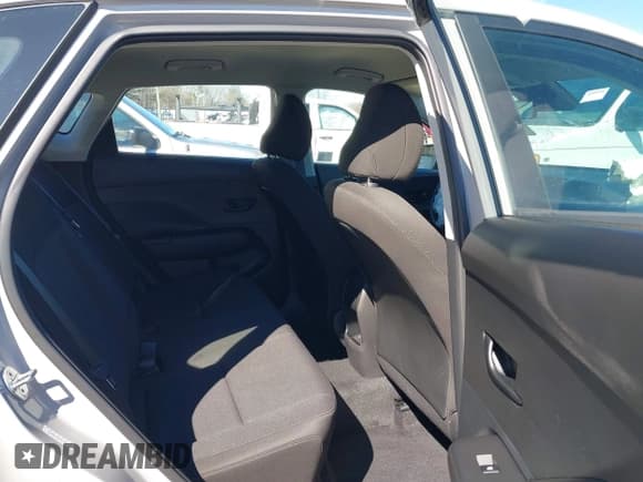 ✅ 2024 Hyundai Kona SE • VIN: KM8HA3AB8RU080828 • Lot: 41598769. Listed on IAAI with 3,654 mi. Free auction sales archive from the USA and detailed vehicle history report at DreamBid. Image 8.