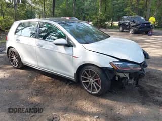 ✅ 2019 Volkswagen Golf GTI S • VIN: 3VW6T7AU9KM019266 • Lot: 42558184. Wystawiony na IAAI z przebiegiem 34 199 mil. Bezpłatny archiwum sprzedaży aukcyjnych z USA i szczegółowy raport historii pojazdu na DreamBid. Zdjęcie 1.