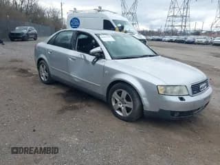 ✅ 2002 Audi A4 3.0L • VIN: WAULT68E12A157442 • Lot: 41867304. Wystawiony na IAAI z przebiegiem 124 185 mil. Bezpłatny archiwum sprzedaży aukcyjnych z USA i szczegółowy raport historii pojazdu na DreamBid. Zdjęcie 1.