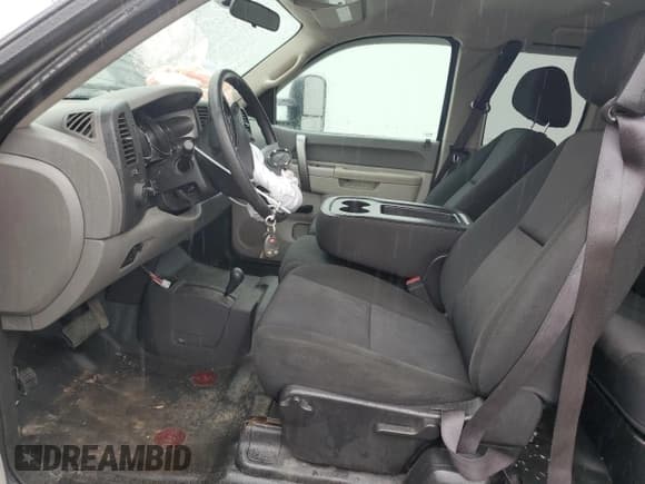 ✅ 2012 Chevrolet Silverado 2500HD Work Truck • VIN: 1GC2KVC87CZ285734 • Lot: 55619715. Wystawiony na Copart z przebiegiem 91 444 mil. Bezpłatny archiwum sprzedaży aukcyjnych z USA i szczegółowy raport historii pojazdu na DreamBid. Zdjęcie 7.