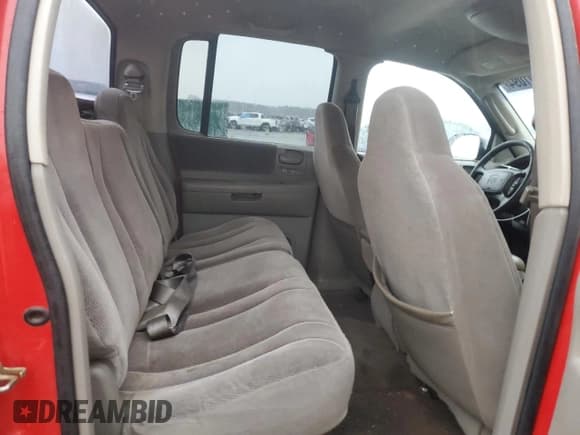 ✅ 2002 Dodge Dakota SLT • VIN: 1B7HG48N62S532124 • Lot: 80801094. Wystawiony na Copart z przebiegiem 302 342 mil. Bezpłatny archiwum sprzedaży aukcyjnych z USA i szczegółowy raport historii pojazdu na DreamBid. Zdjęcie 10.