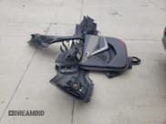 ✅ 2017 Hyundai Santa Fe Ultimate • VIN: 5XYZWDLA9HG413638 • Лот: 56983724. Опубликован ранее на Copart с пробегом 101 687 миль. Бесплатный доступ к архиву аукционных продаж из США и подробный отчёт об истории автомобиля на DreamBid. Изображение 13.