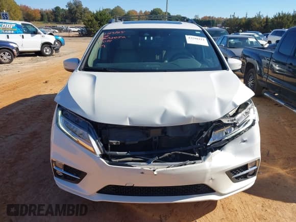 ✅ 2019 Honda Odyssey Elite • VIN: 5FNRL6H93KB010711 • Lot: 43598114. Listed on IAAI with 111,816 mi. Free auction sales archive from the USA and detailed vehicle history report at DreamBid. Image 12.