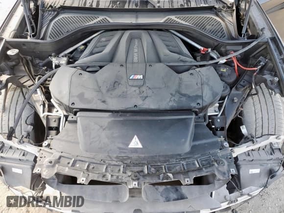 ✅ 2016 BMW X6 M • VIN: 5YMKW8C50G0R43245 • Лот: 66228905. Опубликован ранее на Copart с пробегом 75 558 миль. Бесплатный доступ к архиву аукционных продаж из США и подробный отчёт об истории автомобиля на DreamBid. Изображение 11.