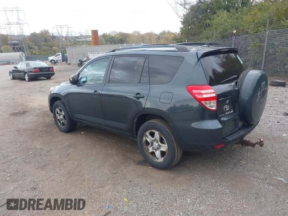 ✅ 2010 Toyota RAV4 • VIN: 2T3ZF4DVXAW035130 • Lot: 43535177. Wystawiony na IAAI z przebiegiem 257 985 mil. Bezpłatny archiwum sprzedaży aukcyjnych z USA i szczegółowy raport historii pojazdu na DreamBid. Zdjęcie 3.