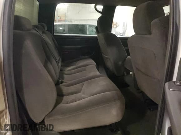 ✅ 2006 Chevrolet Silverado 2500HD LT2 • VIN: 1GCHK23U06F175913 • Lot: 72050815. Wystawiony na Copart z przebiegiem 138 242 mil. Bezpłatny archiwum sprzedaży aukcyjnych z USA i szczegółowy raport historii pojazdu na DreamBid. Zdjęcie 10.