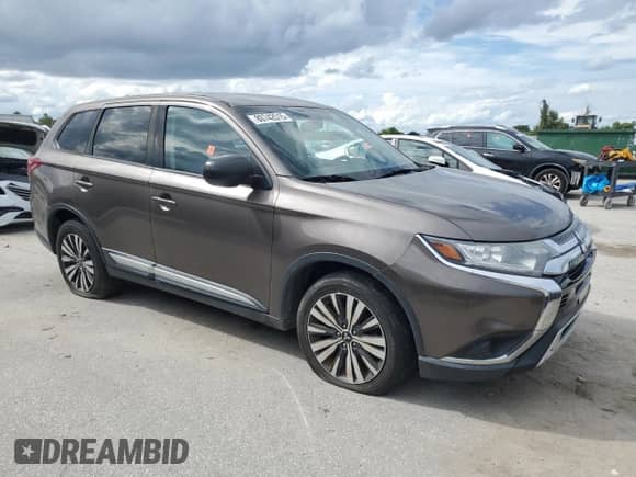 2019 Mitsubishi Outlander ES z VIN JA4AD2A32KZ022197, wystawiony jako Copart lot #80742515 z przebiegiem 207 015 mil mil oraz Czysty tytuł • Clean title. Historia ofert i sprzedaży dostępna na DreamBid. Obrazek 4.