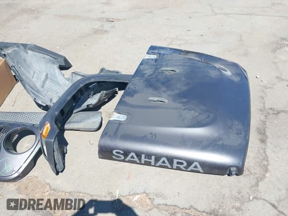 ✅ 2021 Jeep Wrangler Unlimited Sport S • VIN: 1C4HJXDN4MW596523 • Лот: 43094668. Опубликован ранее на IAAI с пробегом 128 511 миль. Бесплатный доступ к архиву аукционных продаж из США и подробный отчёт об истории автомобиля на DreamBid. Изображение 19.