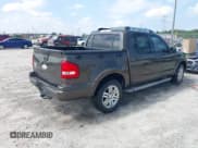 ✅ 2008 Ford Explorer Sport Trac Limited • VIN: 1FMEU33E38UA44819 • Лот: 43035559. Опубликован ранее на IAAI с пробегом 297 282 миль. Бесплатный доступ к архиву аукционных продаж из США и подробный отчёт об истории автомобиля на DreamBid. Изображение 4.