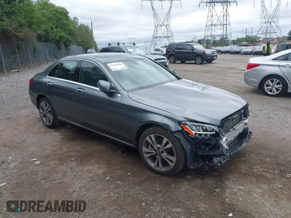 ✅ 2021 Mercedes-Benz C 300 • VIN: W1KWF8EB5MR612798 • Lot: 42992980. Wystawiony na IAAI z przebiegiem 17 243 mil. Bezpłatny archiwum sprzedaży aukcyjnych z USA i szczegółowy raport historii pojazdu na DreamBid. Zdjęcie 1.