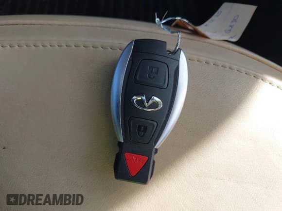 ✅ 2018 Infiniti QX30 Premium • VIN: SJKCH5CR4JA044637 • Лот: 43355906. Опубликован ранее на IAAI с пробегом 106 362 миль. Бесплатный доступ к архиву аукционных продаж из США и подробный отчёт об истории автомобиля на DreamBid. Изображение 11.