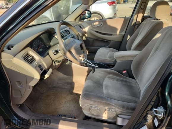 ✅ 2000 Honda Accord SE • VIN: 1HGCG5670YA058305 • Lot: 72060755. Listed on Copart with 194,420 mi. Free auction sales archive from the USA and detailed vehicle history report at DreamBid. Image 7.