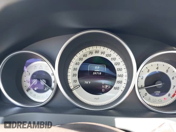 ✅ 2014 Mercedes-Benz E 350 • VIN: WDDKJ5KBXEF248395 • Lot: 42629503. Listed on IAAI with 59,718 mi. Free auction sales archive from the USA and detailed vehicle history report at DreamBid. Image 7.