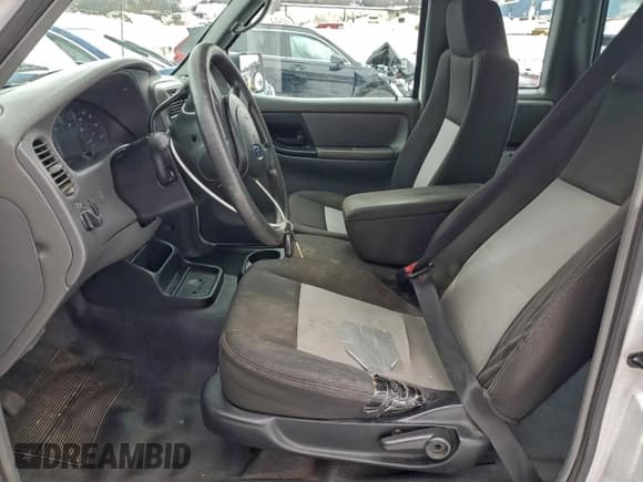 ✅ 2006 Ford Ranger XL • VIN: 1FTYR14D66PA38960 • Lot: 95885275. Wystawiony na Copart z przebiegiem 203 266 mil. Bezpłatny archiwum sprzedaży aukcyjnych z USA i szczegółowy raport historii pojazdu na DreamBid. Zdjęcie 7.