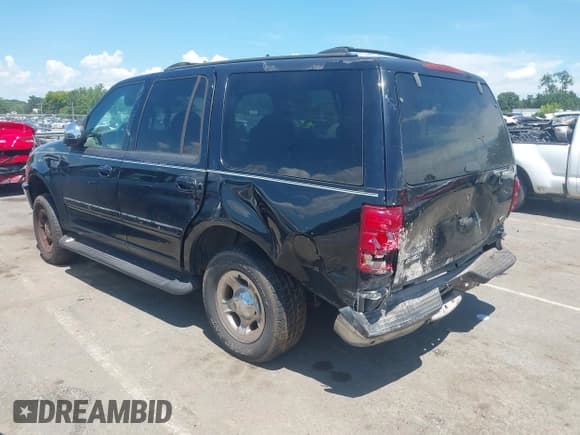 ✅ 1998 Ford Expedition XLT • VIN: 1FMPU18L3WLB89592 • Lot: 42650606. Wystawiony na IAAI z przebiegiem 328 729 mil. Bezpłatny archiwum sprzedaży aukcyjnych z USA i szczegółowy raport historii pojazdu na DreamBid. Zdjęcie 3.