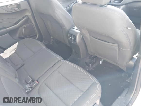 ✅ 2024 Ford Escape Active • VIN: 1FMCU0GN5RUA37114 • Lot: 42965364. Listed on IAAI with 25,434 mi. Free auction sales archive from the USA and detailed vehicle history report at DreamBid. Image 8.