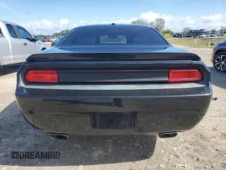 ✅ 2010 Dodge Challenger R/T Classic • VIN: 2B3CJ5DT2AH289070 • Lot: 65970444. Wystawiony na Copart z przebiegiem Nie podano. Bezpłatny archiwum sprzedaży aukcyjnych z USA i szczegółowy raport historii pojazdu na DreamBid. Zdjęcie 6.