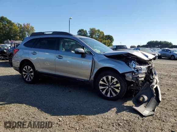 ✅ 2016 Subaru Outback Limited • VIN: 4S4BSENC0G3226983 • Lot: 85344655. Listed on Copart with 170,739 mi. Free auction sales archive from the USA and detailed vehicle history report at DreamBid. Image 4.