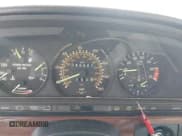 ✅ 1987 Mercedes-Benz 420 SEL • VIN: WDBCA35DXHA340557 • Lot: 42507501. Wystawiony na IAAI z przebiegiem 69 027 mil. Bezpłatny archiwum sprzedaży aukcyjnych z USA i szczegółowy raport historii pojazdu na DreamBid. Zdjęcie 7.