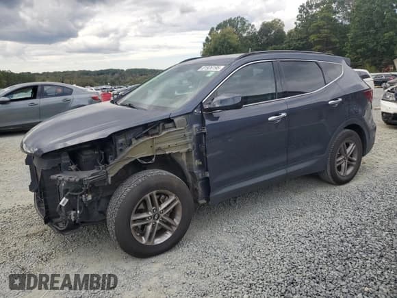 ✅ 2017 Hyundai Santa Fe 2.4L • VIN: 5NMZU3LB2HH031675 • Lot: 81926195. Wystawiony na Copart z przebiegiem 94 775 mil. Bezpłatny archiwum sprzedaży aukcyjnych z USA i szczegółowy raport historii pojazdu na DreamBid. Zdjęcie 1.