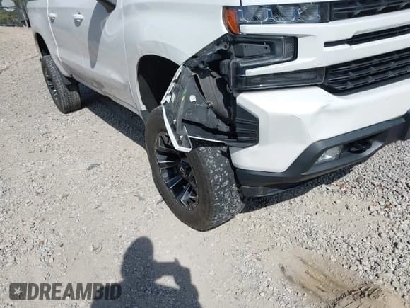 ✅ 2019 Chevrolet Silverado 1500 RST • VIN: 3GCUYEED6KG155945 • Lot: 43473839. Wystawiony na IAAI z przebiegiem 83 602 mil. Bezpłatny archiwum sprzedaży aukcyjnych z USA i szczegółowy raport historii pojazdu na DreamBid. Zdjęcie 6.