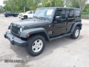 ✅ 2018 Jeep Wrangler Unlimited Sport S • VIN: 1C4HJWDG6JL921181 • Lot: 42096997. Wystawiony na IAAI z przebiegiem 81 061 mil. Bezpłatny archiwum sprzedaży aukcyjnych z USA i szczegółowy raport historii pojazdu na DreamBid. Zdjęcie 17.