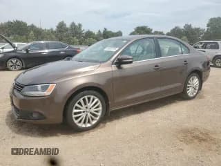 ✅ 2012 Volkswagen Jetta SEL • VIN: 3VWLP7AJ1CM301674 • Lot: 59000735. Listed on Copart with 118,308 mi. Free auction sales archive from the USA and detailed vehicle history report at DreamBid. Image 1.