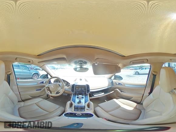 ✅ 2014 Porsche Cayenne GTS • VIN: WP1AD2A27ELA70118 • Lot: 56405945. Wystawiony na Copart z przebiegiem 179 529 mil. Bezpłatny archiwum sprzedaży aukcyjnych z USA i szczegółowy raport historii pojazdu na DreamBid. Zdjęcie 16.