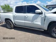 ✅ 2025 Nissan Frontier SL • VIN: 1N6ED1EJ8SN627484 • Лот: 43301769. Опубликован ранее на IAAI с пробегом 6 765 миль. Бесплатный доступ к архиву аукционных продаж из США и подробный отчёт об истории автомобиля на DreamBid. Изображение 14.