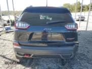 ✅ 2019 Jeep Cherokee Trailhawk • VIN: 1C4PJMBX1KD311803 • Lot: 84910865. Wystawiony na Copart z przebiegiem Nie podano. Bezpłatny archiwum sprzedaży aukcyjnych z USA i szczegółowy raport historii pojazdu na DreamBid. Zdjęcie 6.