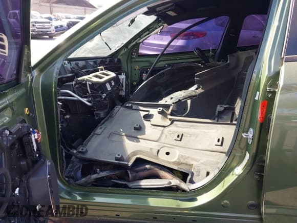 ✅ 2020 Dodge Charger Scat Pack • VIN: 2C3CDXGJ5LH185773 • Lot: 43154598. Listed on IAAI with Not provided. Free auction sales archive from the USA and detailed vehicle history report at DreamBid. Image 5.