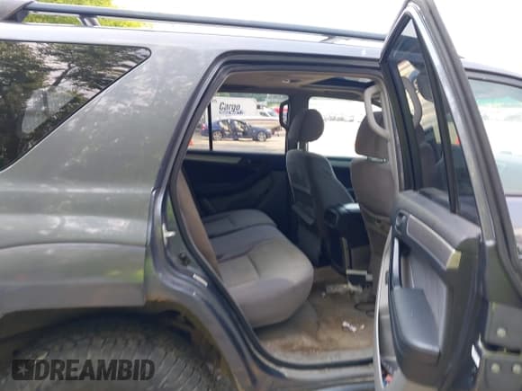 ✅ 2004 Toyota 4Runner SR5 • VIN: JTEBT14R240031458 • Lot: 42452058. Wystawiony na IAAI z przebiegiem 216 294 mil. Bezpłatny archiwum sprzedaży aukcyjnych z USA i szczegółowy raport historii pojazdu na DreamBid. Zdjęcie 8.