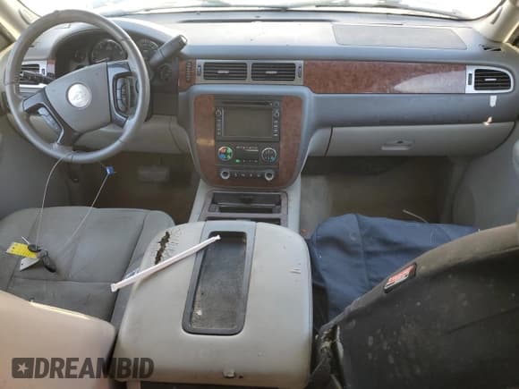 ✅ 2007 Chevrolet Suburban LT • VIN: 3GNFK16387G266309 • Lot: 92648945. Listed on Copart with Not provided. Free auction sales archive from the USA and detailed vehicle history report at DreamBid. Image 8.