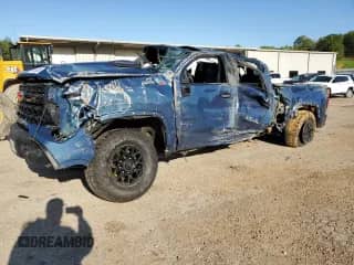 2024 Chevrolet Silverado 2500HD ZR2 с VIN 1GC4YYEY2RF380623, выставлен на аукционе Copart как лот 51889365 с пробегом 22 689 миль миль и Списание • Salvage title. История ставок и продаж доступна на DreamBid. Изображение 1.