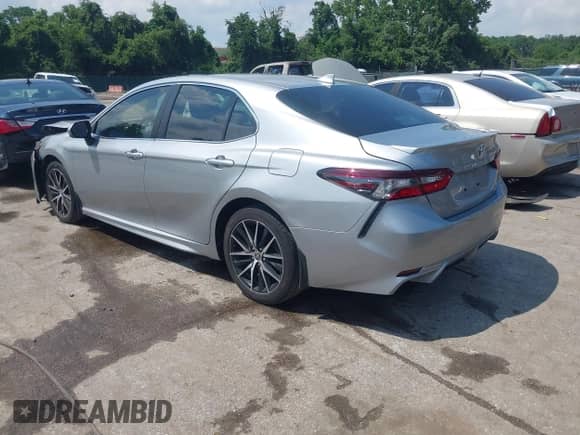 2023 Toyota Camry SE с VIN 4T1G11BK1PU098308, выставлен на аукционе IAAI как лот 42647397 с пробегом 78 799 миль миль и . История ставок и продаж доступна на DreamBid. Изображение 3.